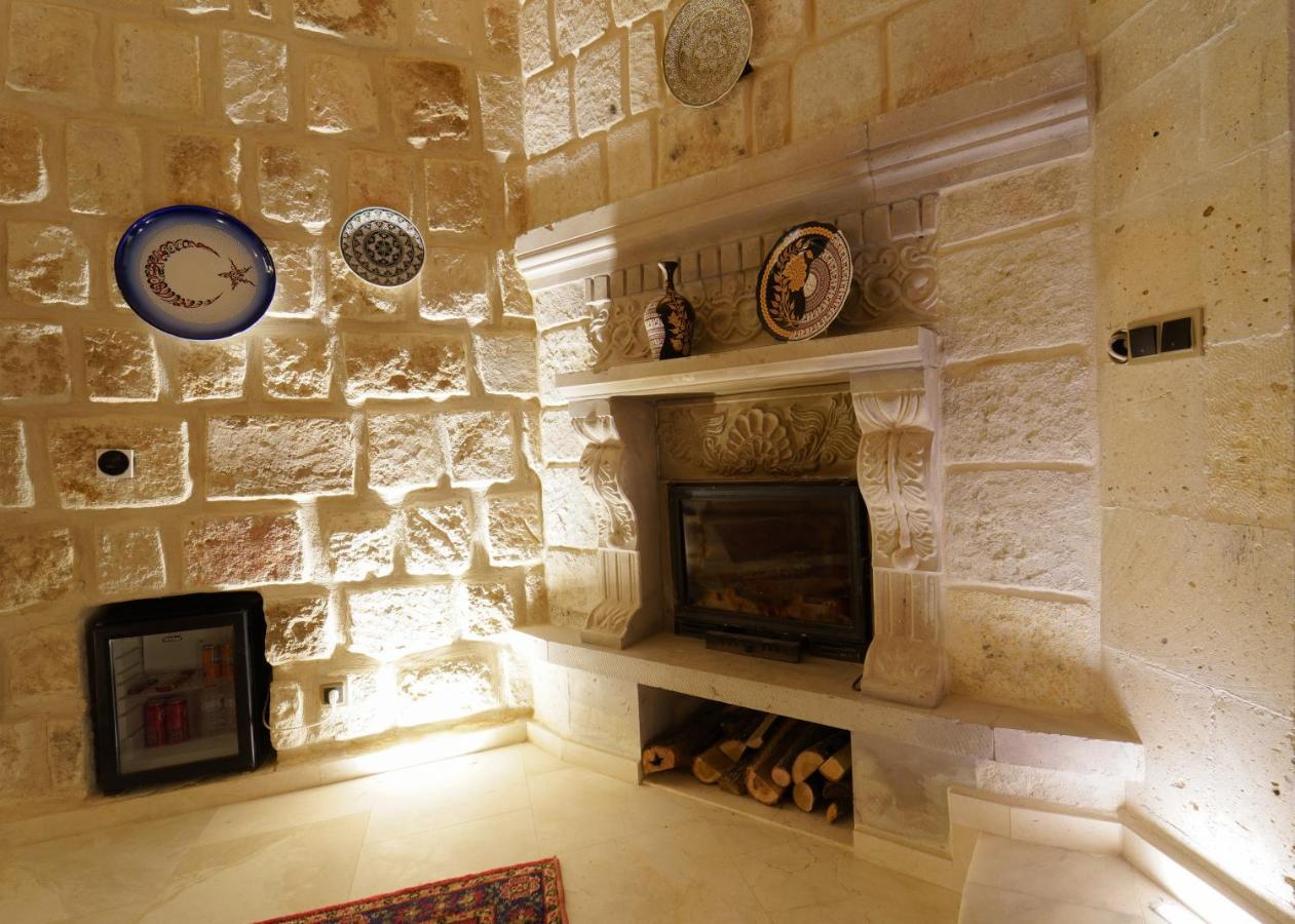 Pegas Cave Hotel *
