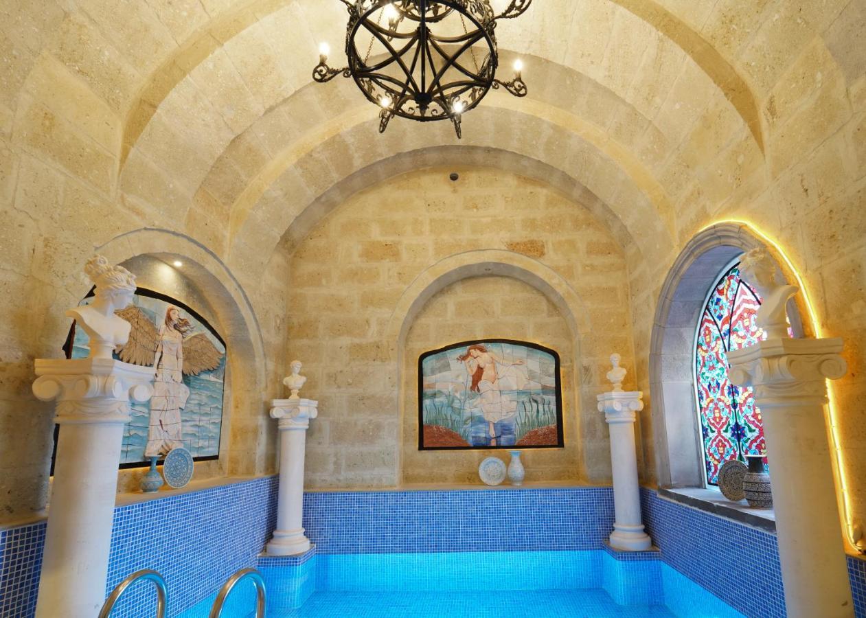 Pegas Cave Hotel *